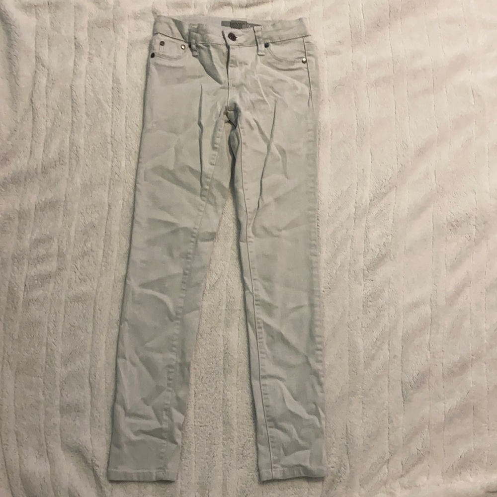 Girls white skinny jeans